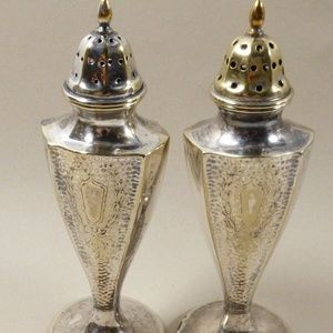 VTG Evans Silver plated Nickel Silver salt & pepper shakers set